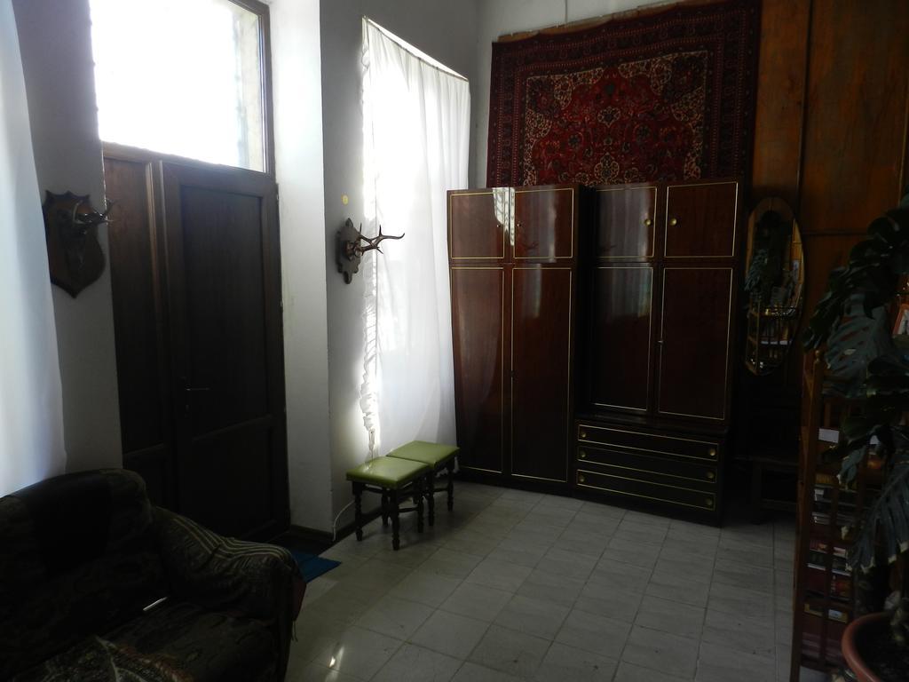 Apartment Retro Tbilisi Bagian luar foto