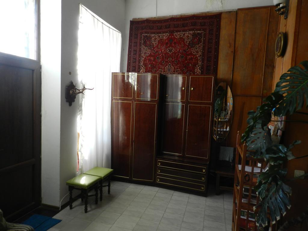 Apartment Retro Tbilisi Bagian luar foto